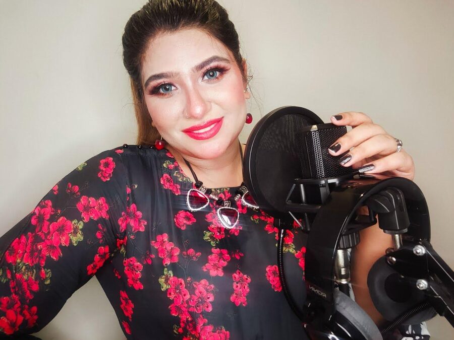Rubab Fatima portrait close-up on mic